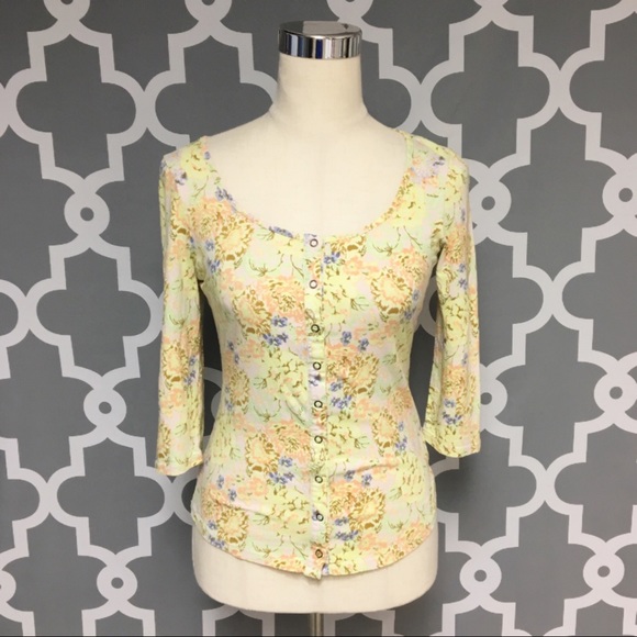 Kimchi Blue Tops - ⭐️ UO Pastel Floral Print Shirt Cardin: A
